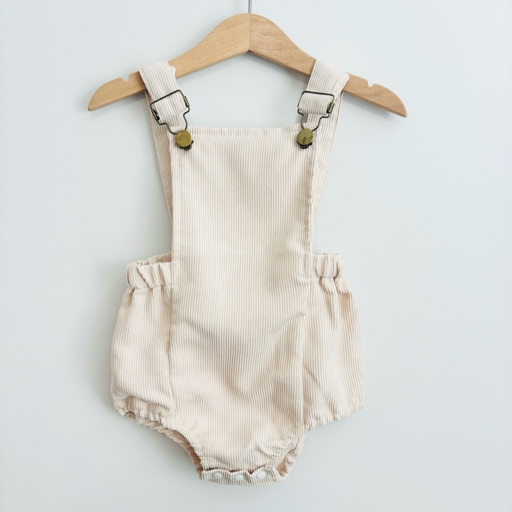 UNISEX Beige Corduroy Romper 12-18M NWT